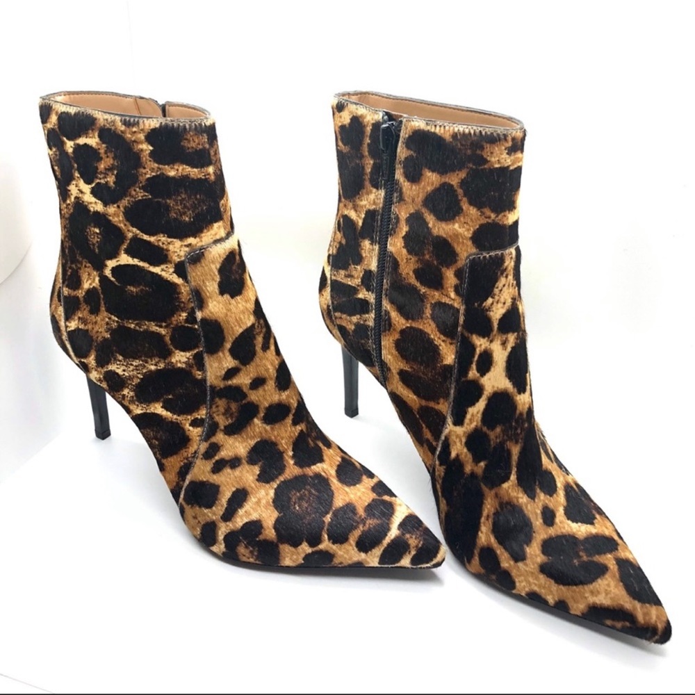 Banana Republic Magda Calf hair booties leopard